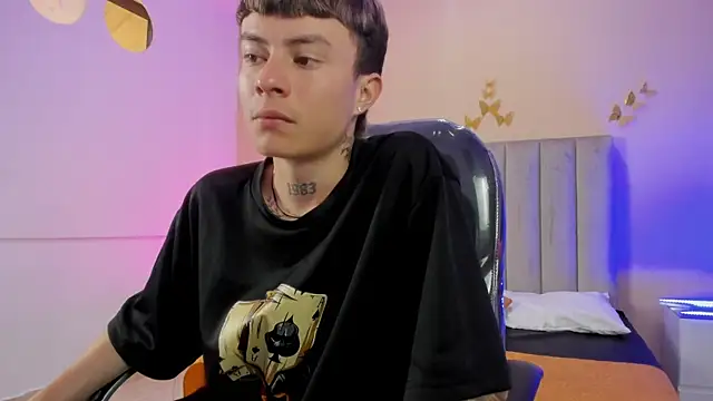 Nascary_Fox webcam