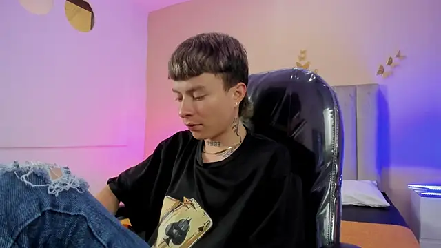 Nascary_Fox webcam