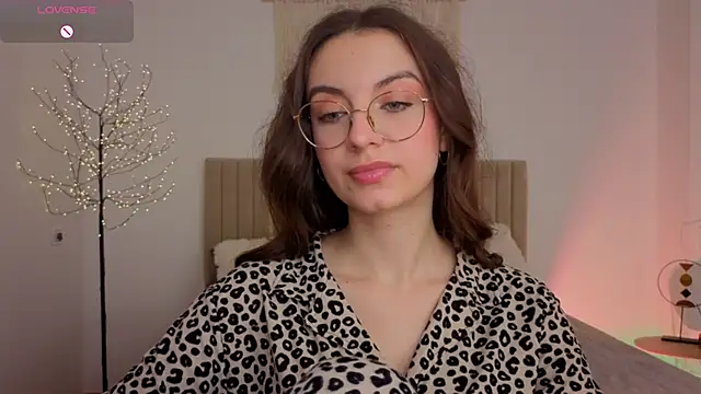 Real_cutie1 webcam