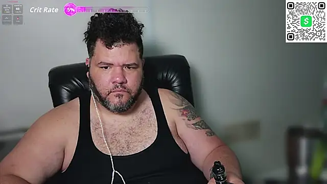 HotDominicanCum webcam