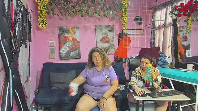 lesbiancuple webcam
