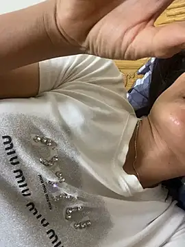 Linda-babyy webcam