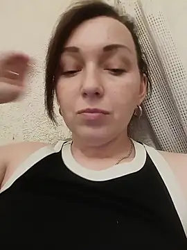 DanaNeon webcam