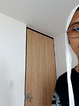 Lil_black009 webcam