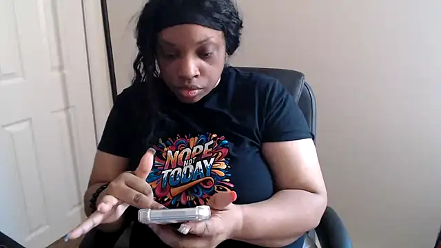 sexymona1218 - Sexymona1218's free webcam