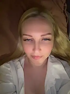 aleksandrakis - Aleksandrakis's free webcam - UK Sex Cams