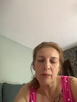 Hot-Milf4U webcam