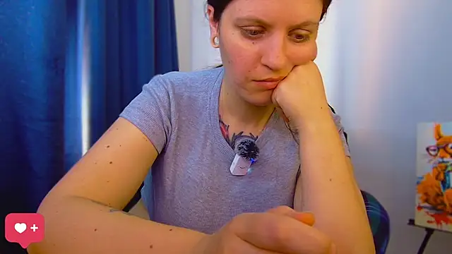 Ann_mikela webcam