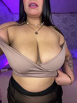 Vicky_Saidi webcam