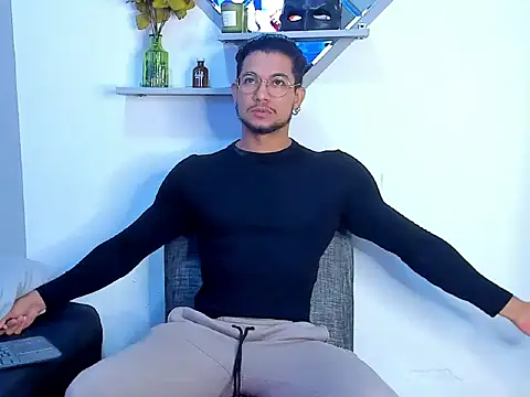 Nolan_joness webcam