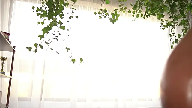TheMaddisonShow_ webcam