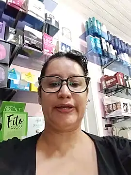 keilymadam - Keilymadam's free webcam - UK Sex Cams