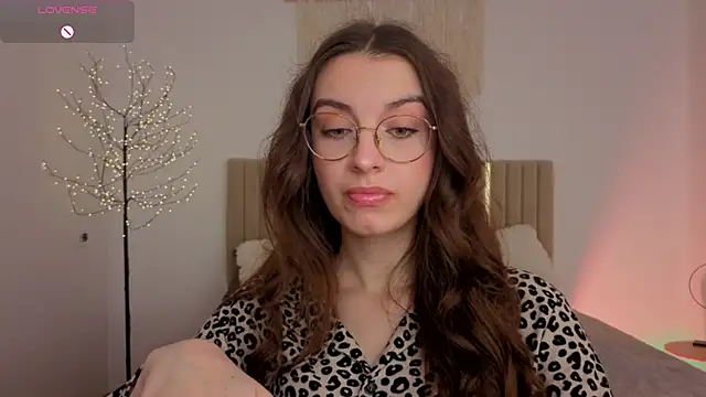Real_cutie1 webcam