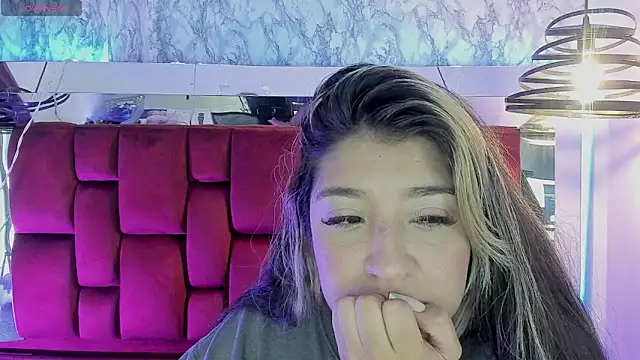 Dahiana_Dmour_ webcam