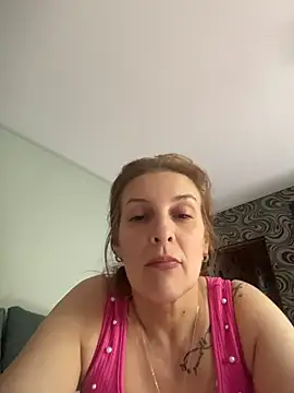 Hot-Milf4U webcam