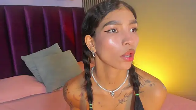 LauraAristizabal webcam