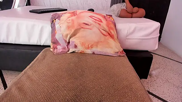 YummyDuooo webcam