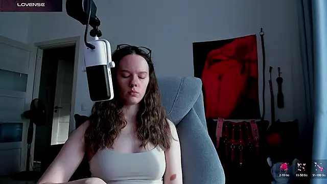 Goddess_of_Fertility webcam