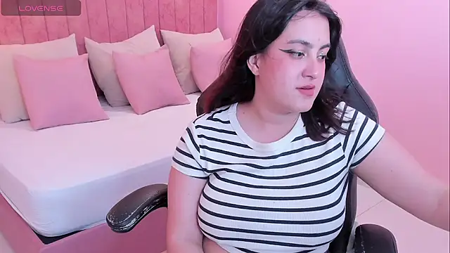 lilaa_sky - Lilaa_sky's free webcam - UK Sex Cams
