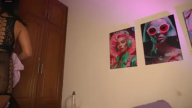 pocahotass_11 webcam
