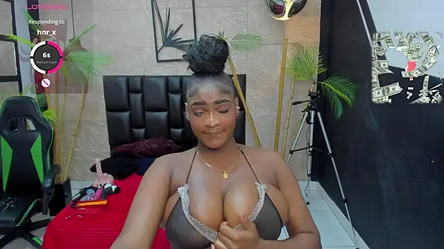 alana_bonny webcam
