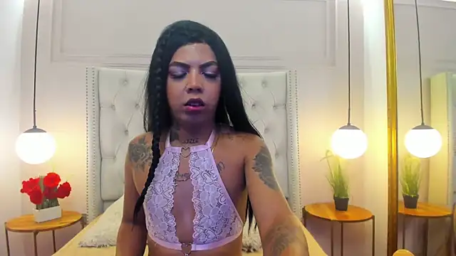 MiiaRestrepo webcam