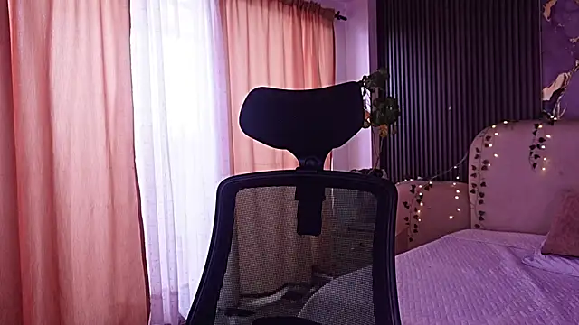 lilithluxor_ - LilithLuxor_'s free webcam - UK Sex Cams