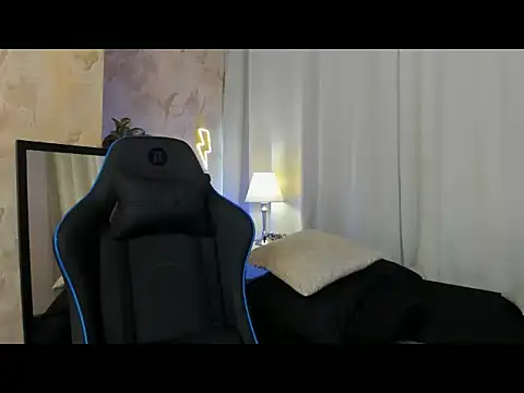 RONNY_COLTON webcam