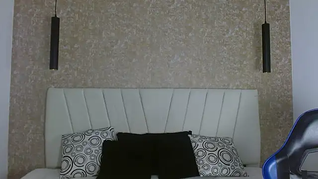 AliceSmity__ webcam