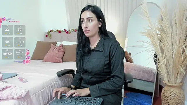 Charlotte_pleasure webcam