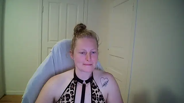 Girlnina-1995 webcam