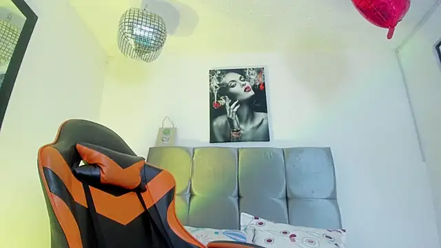 ariel_star1 - Ariel_star1's free webcam - UK Sex Cams