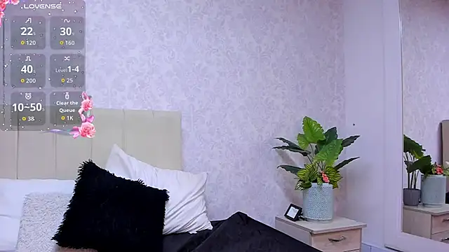 valentinarivers - ValentinaRivers's free webcam - UK Sex Cams
