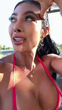 KalaBeckett_ webcam