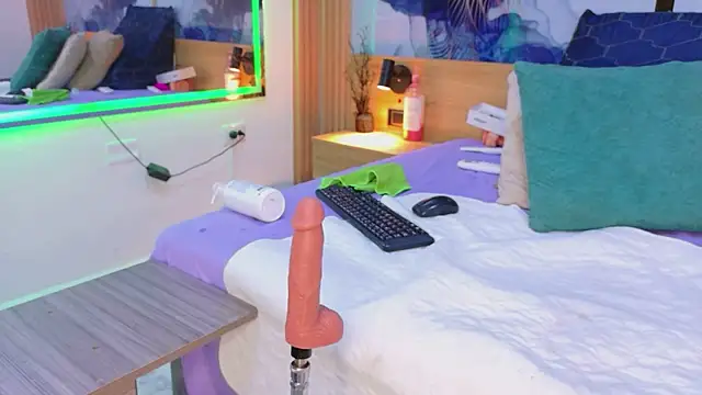 anabacker01 - Anabacker01's free webcam - UK Sex Cams