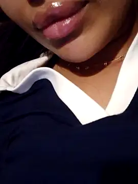 Sexlove1xo webcam