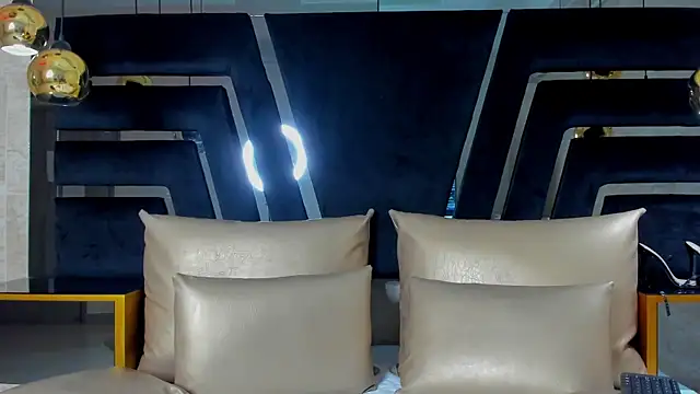 YallianaBrooks webcam