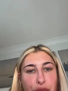 BabyBluexox webcam