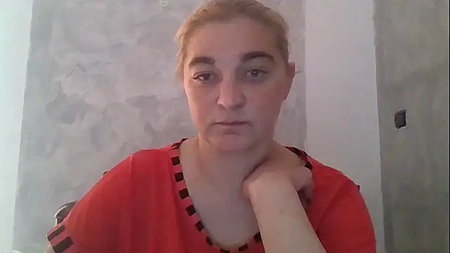 goldenangelmilf - GoldenAngelMilf's free webcam - UK Sex Cams