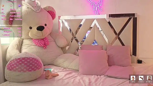 MILAH_TAY webcam