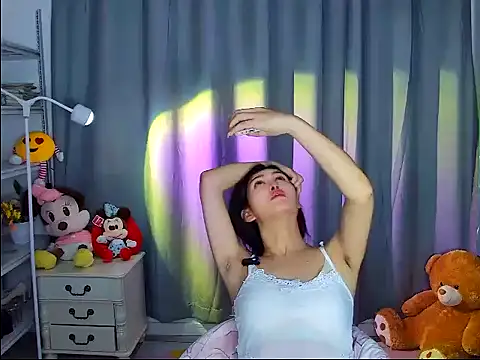 QinQin-888 webcam