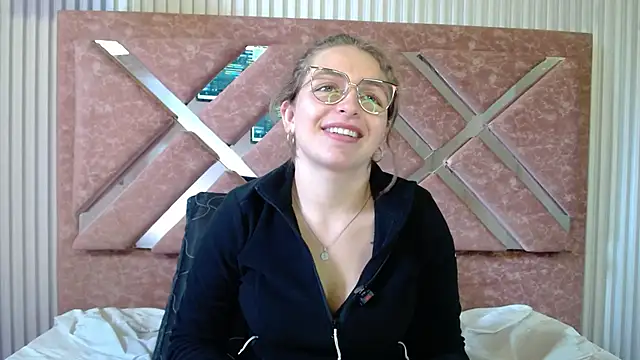 _isaabellaa webcam