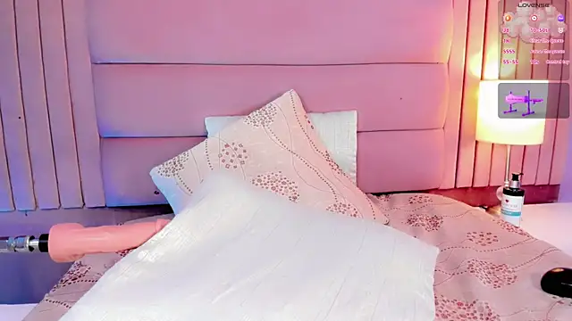 Camille_deluxe webcam
