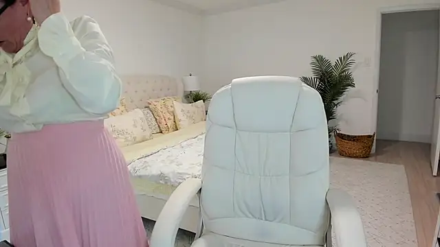 Vika73 webcam