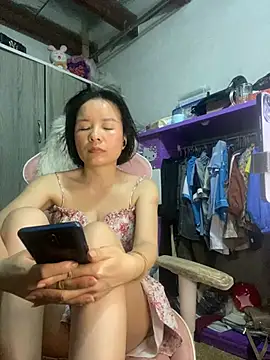 Ivy_Trix2 webcam