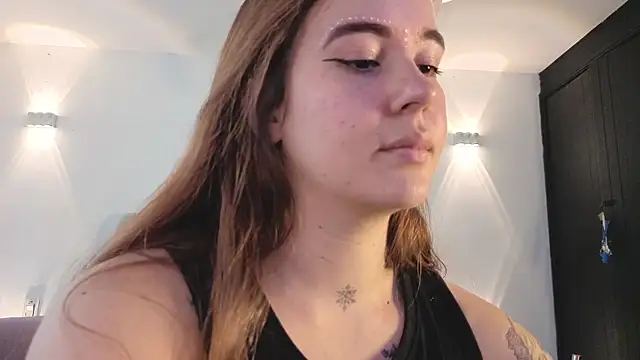 AlliceLover webcam