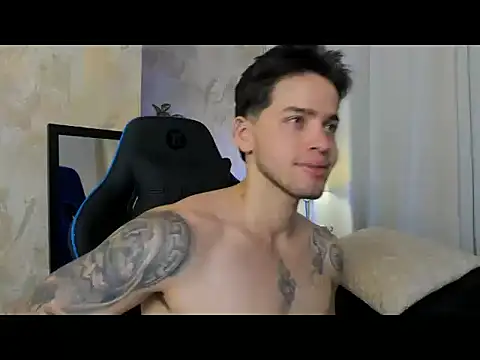 RONNY_COLTON webcam