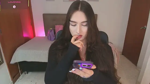 Miley_Baker webcam