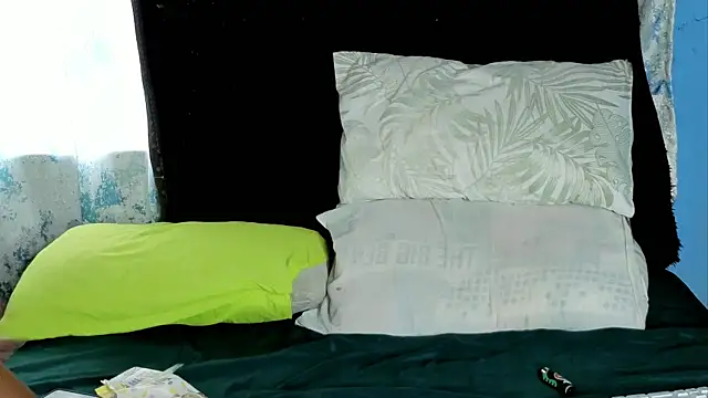 eroticteasexoxox - Eroticteasexoxox's free webcam - UK Sex Cams