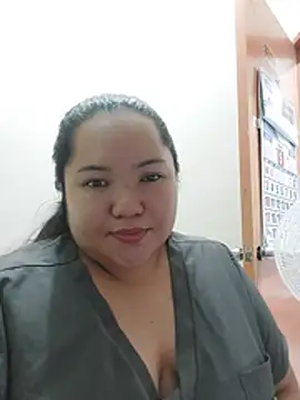 lianacruzado - LianaCruzado's free webcam - UK Sex Cams